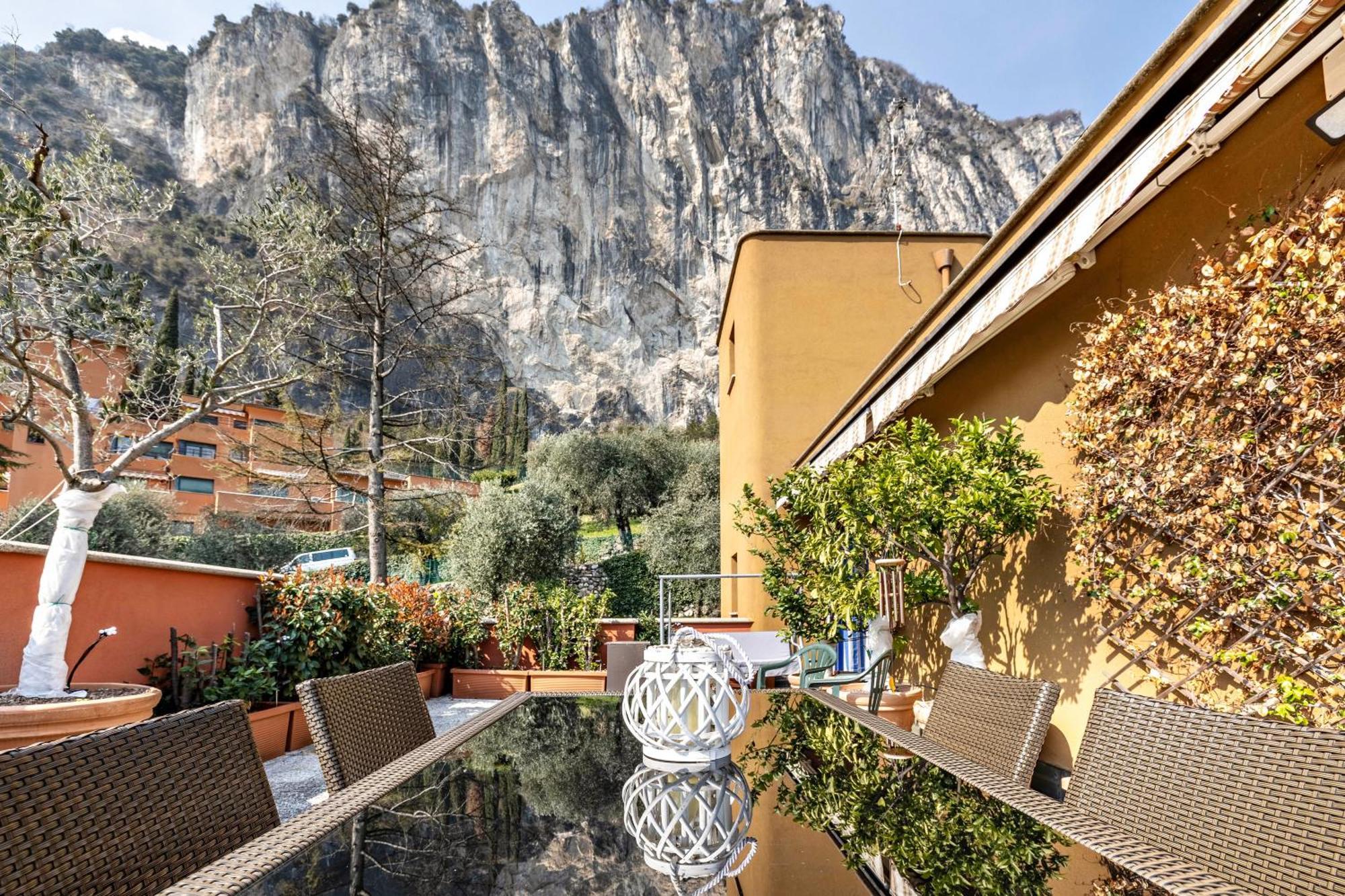 Апартаменты Casa Sara With Swimming Pool Рива-дель-Гарда Экстерьер фото